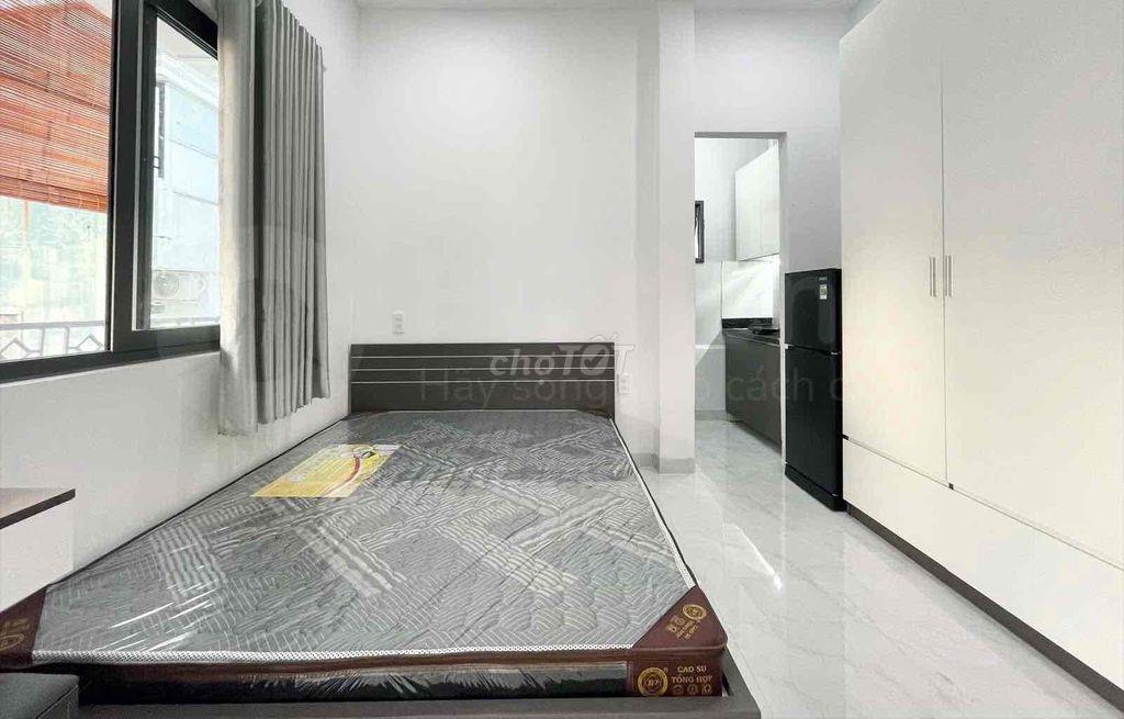 Studio ban công full nội thất - Giá 7tr8 ngay Xô Viết Nghệ Tĩnh