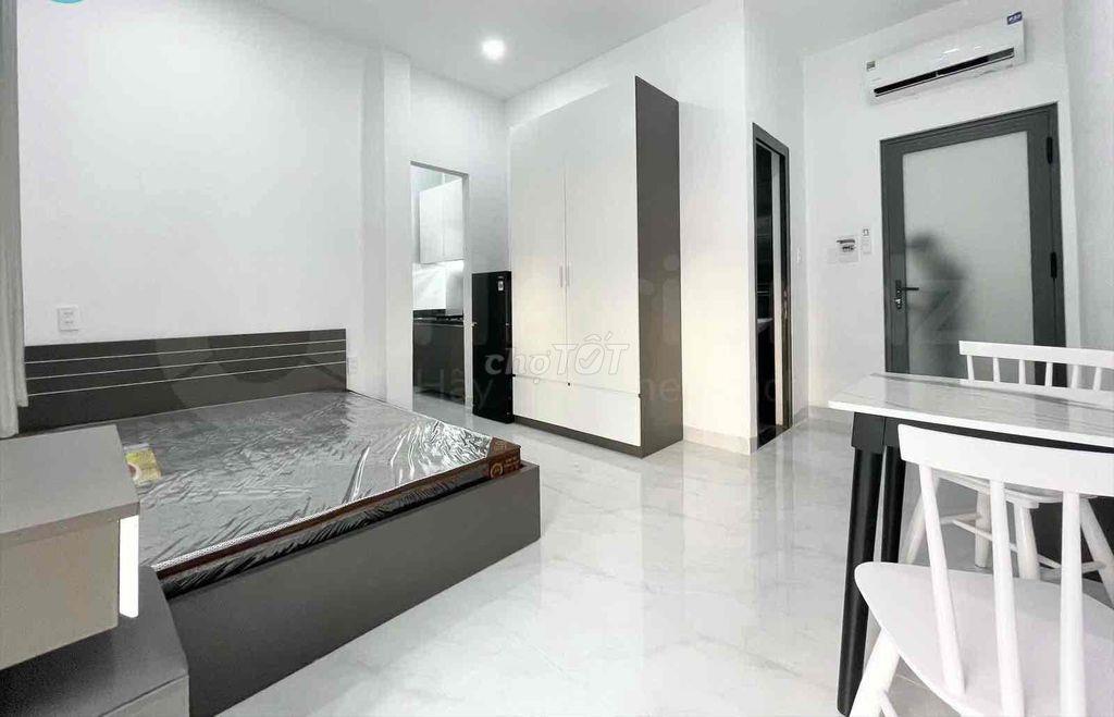 Studio ban công full nội thất - Giá 7tr8 ngay Xô Viết Nghệ Tĩnh