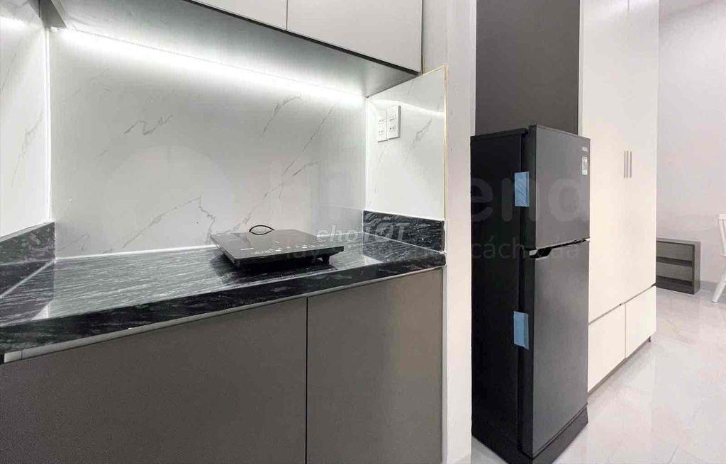 Studio ban công full nội thất - Giá 7tr8 ngay Xô Viết Nghệ Tĩnh