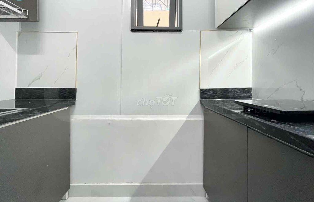 Studio ban công full nội thất - Giá 7tr8 ngay Xô Viết Nghệ Tĩnh