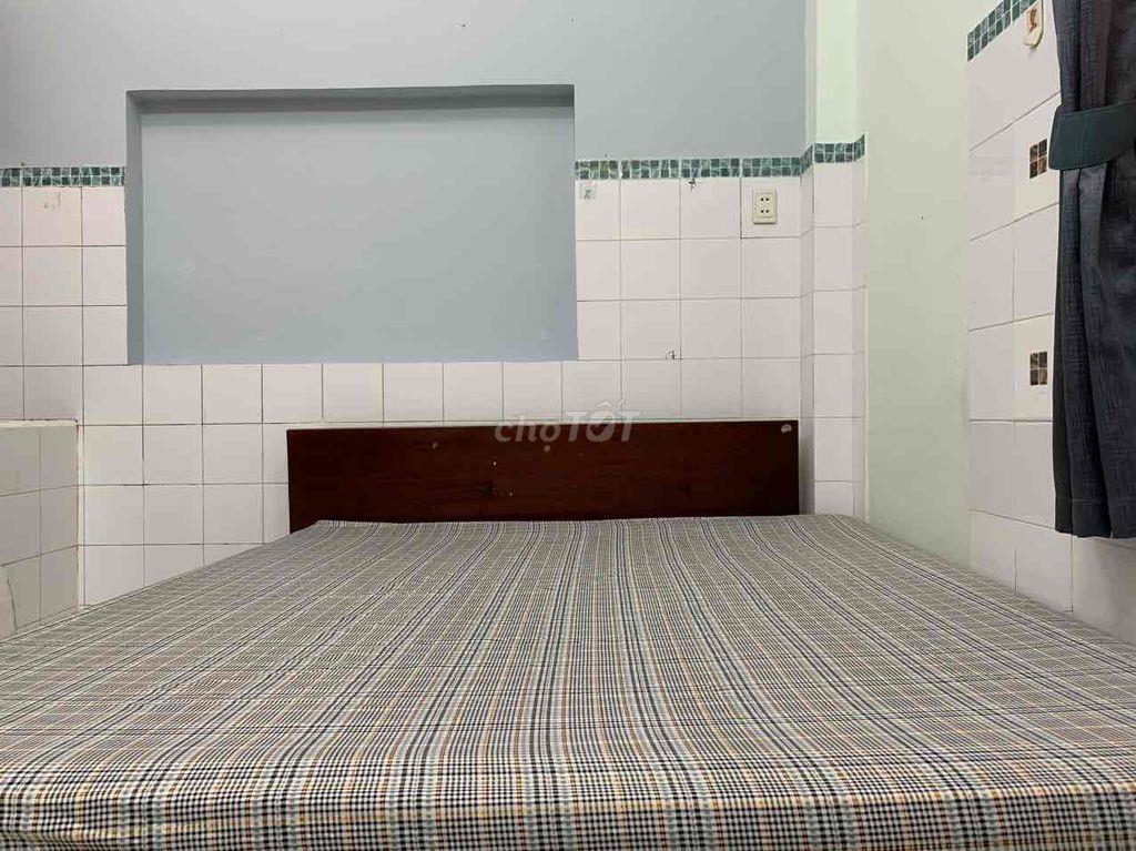 Studio nhỏ xinh đầy đủ nội thất xe hơi tận cửa ngay Thích Quảng Đức