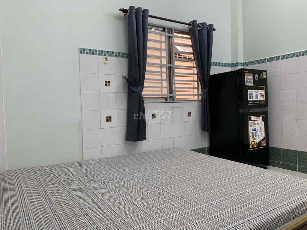 Studio nhỏ xinh đầy đủ nội thất xe hơi tận cửa ngay Thích Quảng Đức