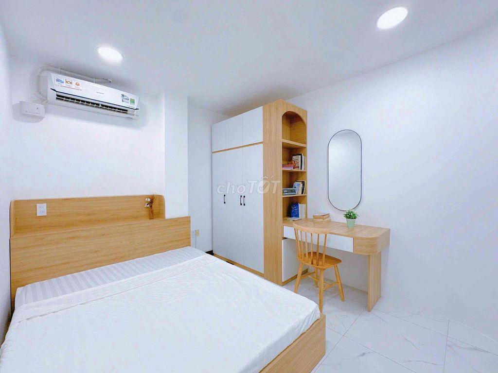 Căn hộ 3 phòng ngủ full nội thất xịn tại 126 Nguyễn Xí