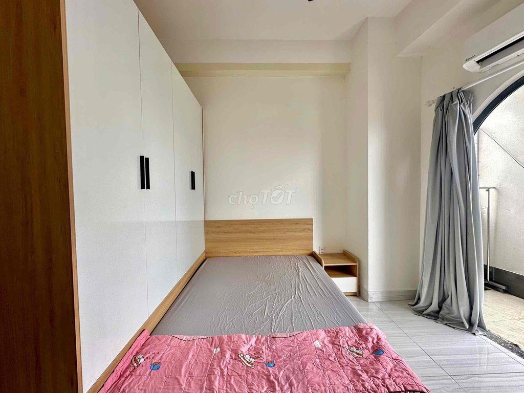 Căn hộ dịch vụ - Ngay Văn Lang - Thang máy - hầm xe
