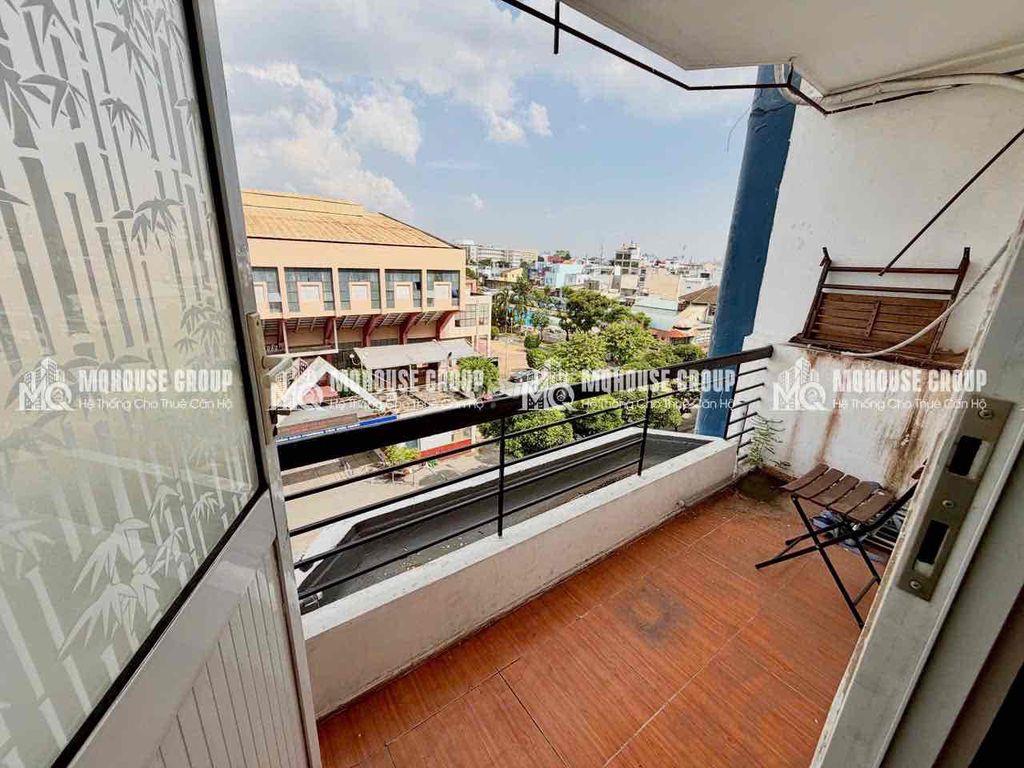 Cho thuê studio 35m2 , ban công lớn ngay bờ kè Trường Sa