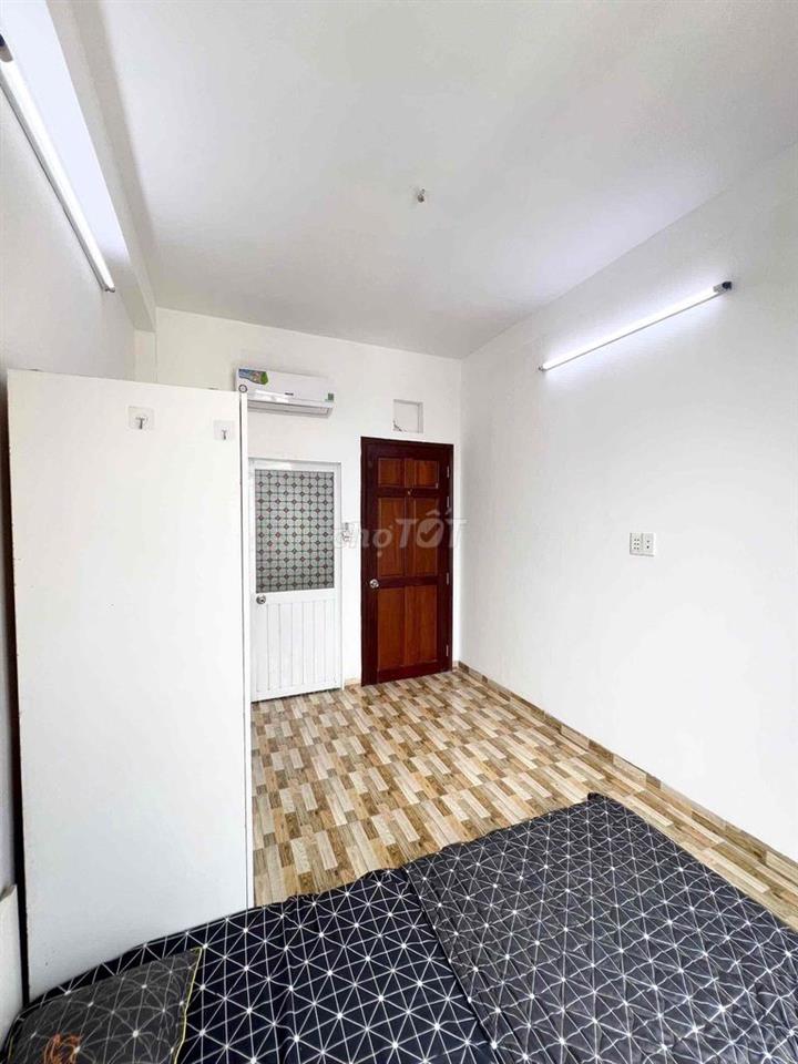 Căn hộ Studio ban công - Full nội thất - kết nối nhanh Quận 1