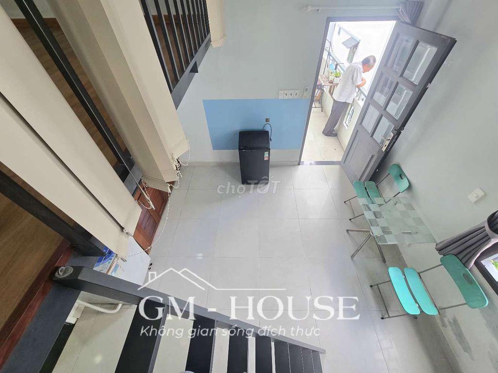 Gác cao 2m, Full nội thất có máy giặt riêng, ngay Cầu Thị Nghè