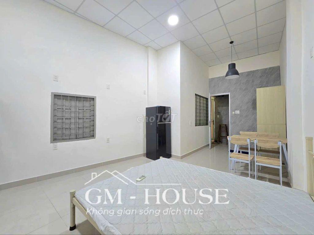 Chỉ tính điện, nước✅️tách bếp có máy giặt riêng, ngay Cầu Thị Nghè