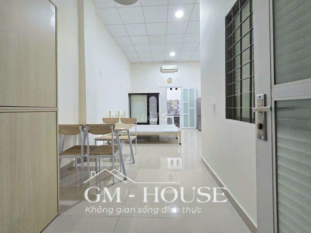 Chỉ tính điện, nước✅️tách bếp có máy giặt riêng, ngay Cầu Thị Nghè