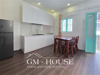 1 trệt 1 lầu, 2 p.ngủ 1 p.bếp 1 p.khách ngay 160 XVNT