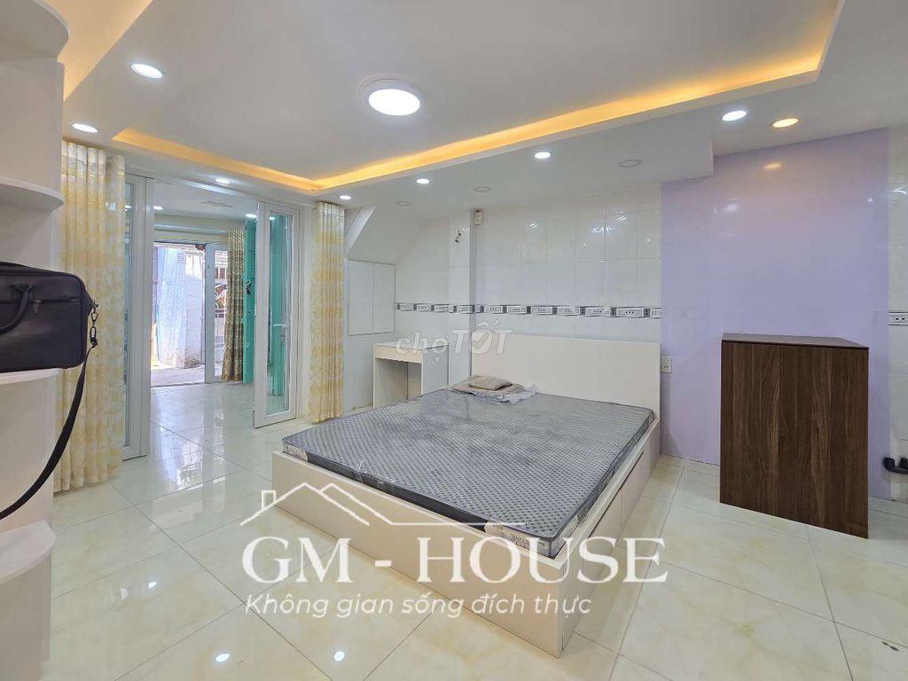 1 trệt 1 lầu, 2 p.ngủ 1 p.bếp 1 p.khách ngay 160 XVNT