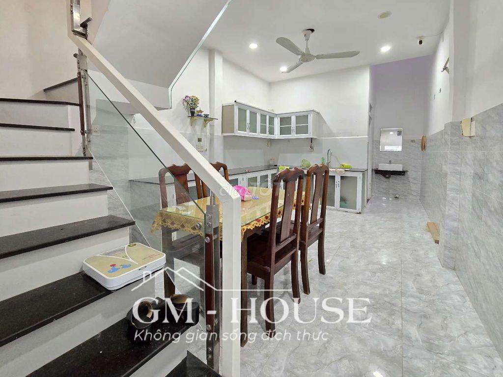 Nguyên tầng Trệt, 50m2, full nội thất ngay Ngô Tất Tố