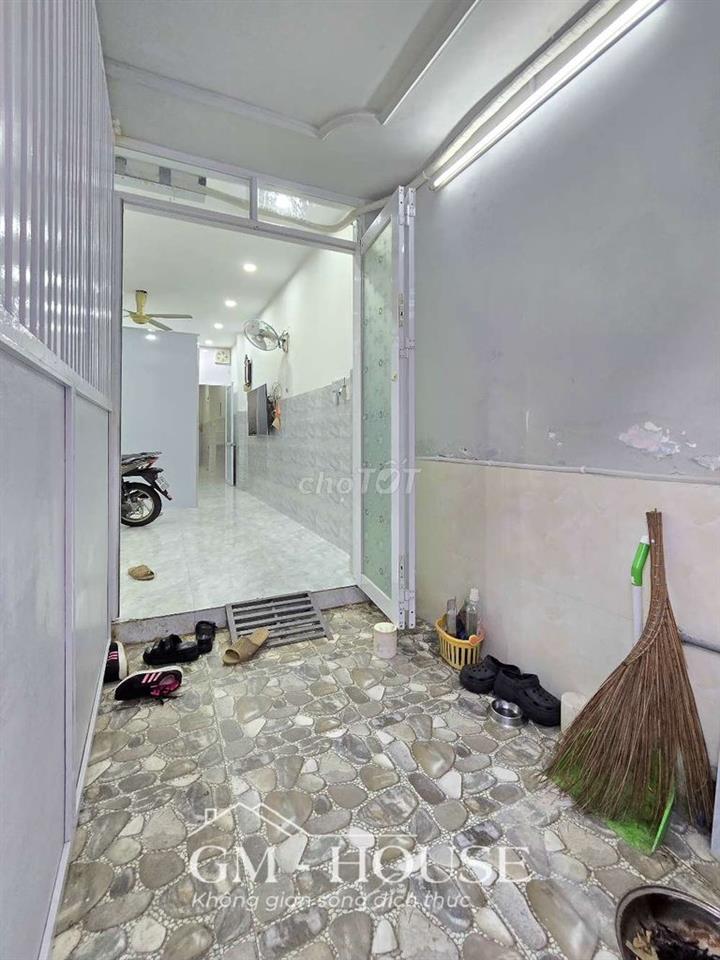 Nguyên tầng Trệt, 50m2, full nội thất ngay Ngô Tất Tố