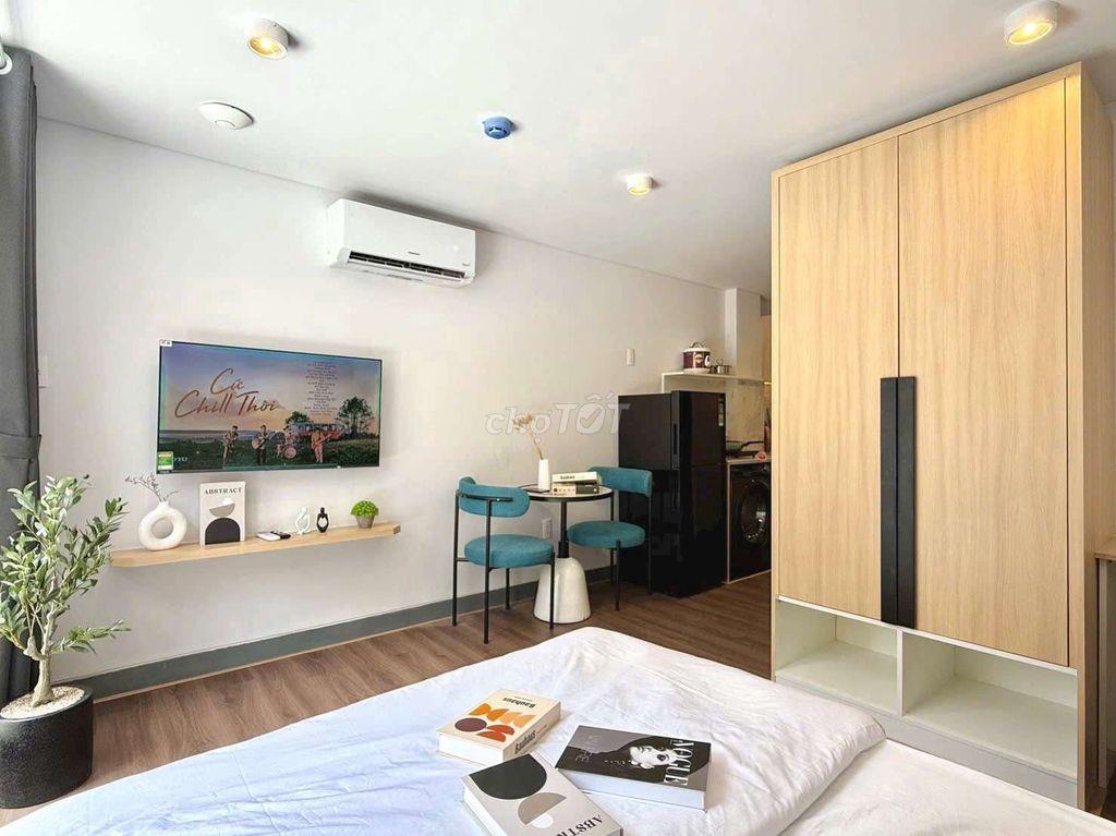 Căn hộ 35m2,  đầy đủ nội thất, ban công lớn, Ngay Võ Oanh