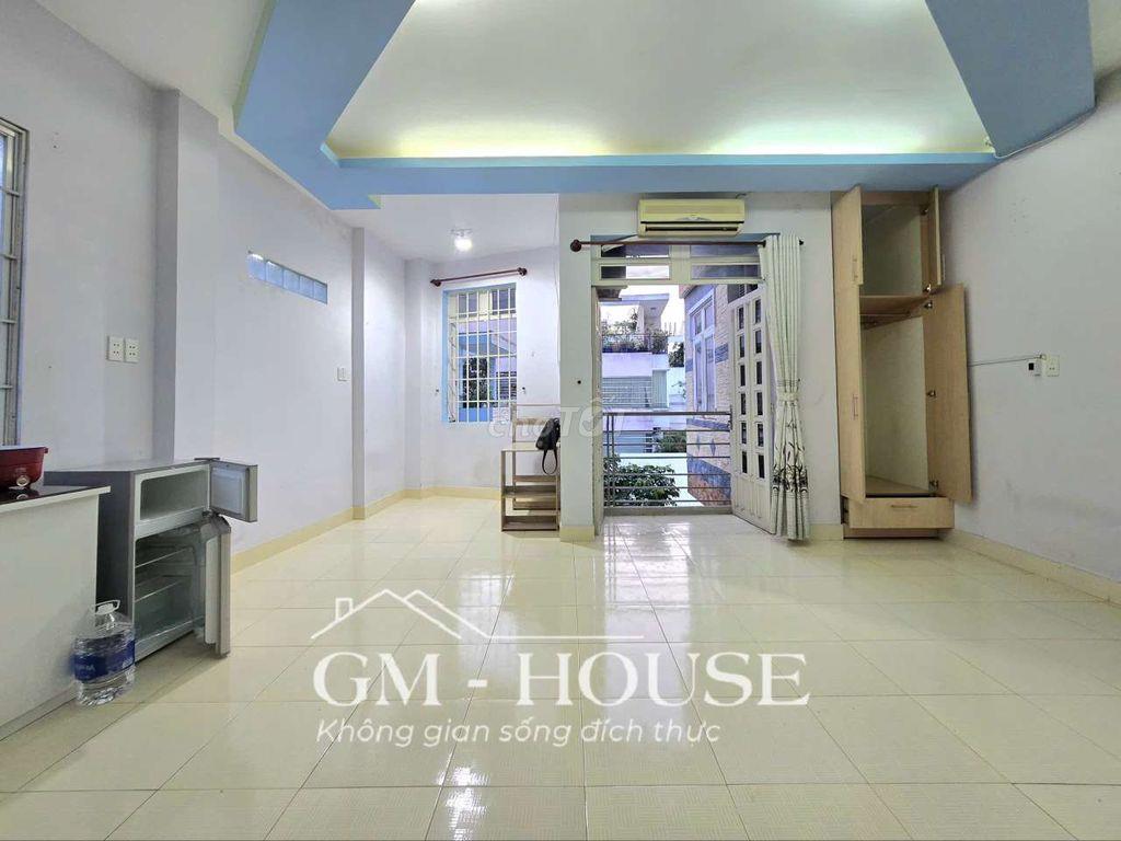 Phòng 30m2 ban công, máy giặt riêng, Ngay Trần Bình Trọng