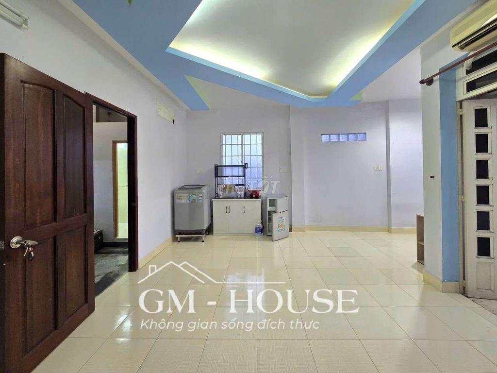 Phòng 30m2 ban công, máy giặt riêng, Ngay Trần Bình Trọng
