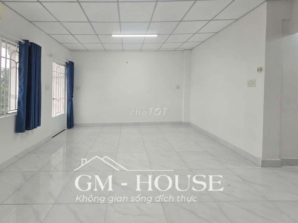 Căn hộ 30m2 ban công lớn ngay Ngô Tất Tố