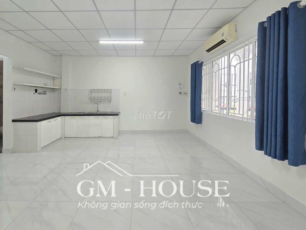 Căn hộ 30m2 ban công lớn ngay Ngô Tất Tố