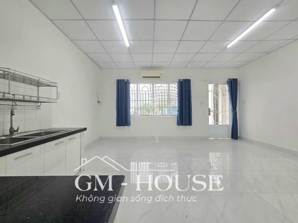 Căn hộ 30m2 ban công lớn ngay Ngô Tất Tố