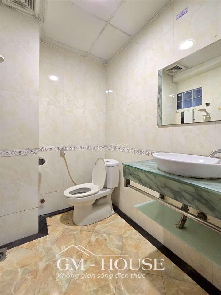 Căn hộ 30m2 tách bếp ngay Nguyễn Văn Thương