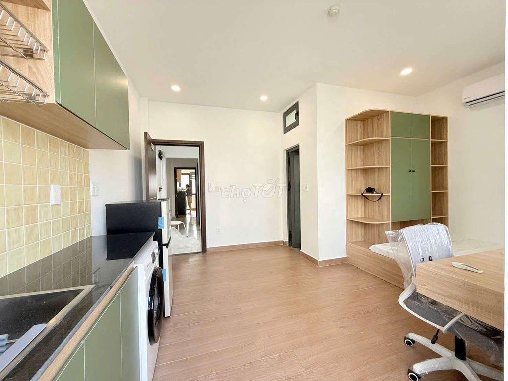 Căn hộ 30m2 full nội thất, ban công ngay Nguyễn Văn Thương