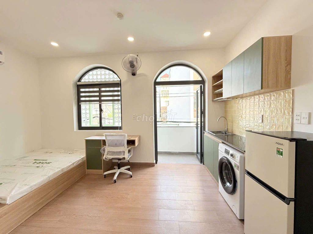 Căn hộ 30m2 full nội thất, ban công ngay Nguyễn Văn Thương