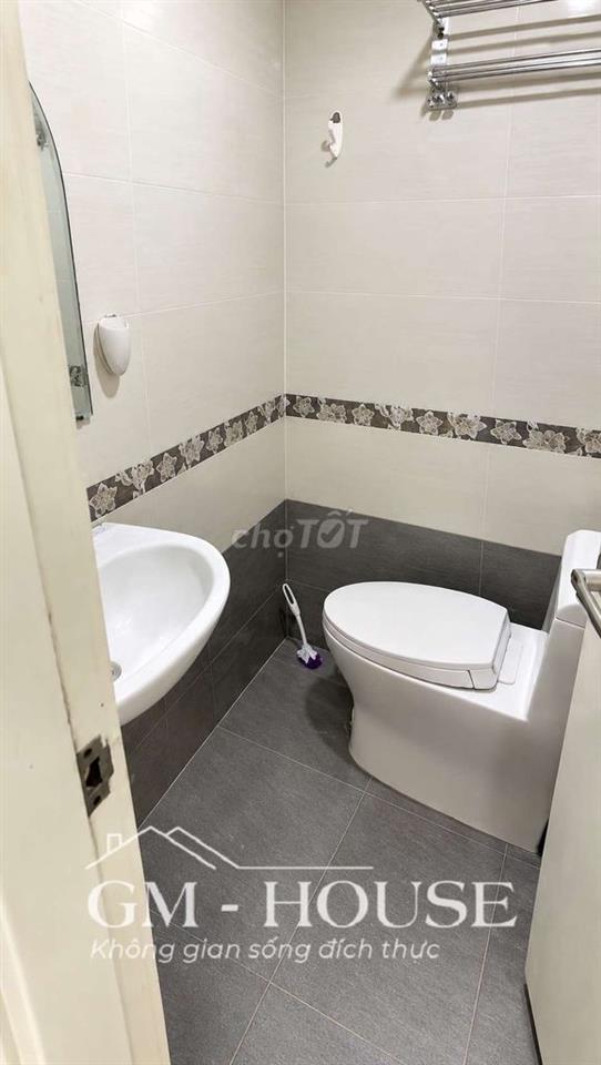 Căn Hộ 30m2, Ban Công, Full Nội Thất, ngay Đặng Thùy Trâm