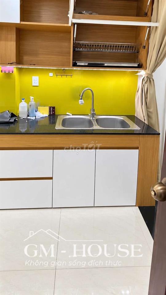 Căn Hộ 30m2, Ban Công, Full Nội Thất, ngay Đặng Thùy Trâm