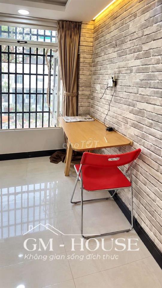 Căn Hộ 30m2, Ban Công, Full Nội Thất, ngay Đặng Thùy Trâm