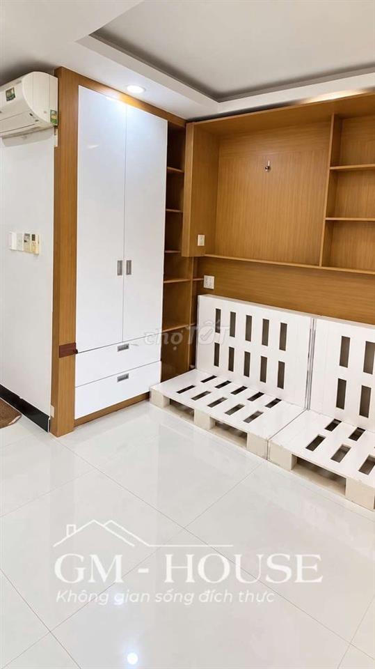 Căn Hộ 30m2, Ban Công, Full Nội Thất, ngay Đặng Thùy Trâm