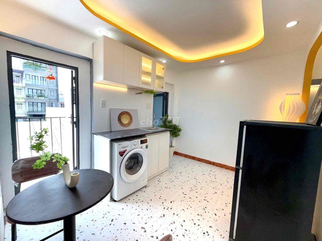 Căn hộ 2PN-2WC-1PK Ban Công Quận 10 11tr5