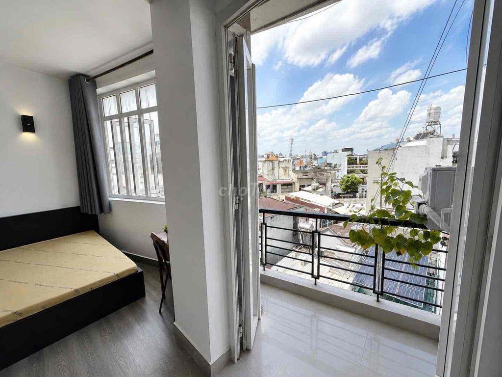 Căn hộ Studio Full nội thất ban công  7tr Phú Nhuận