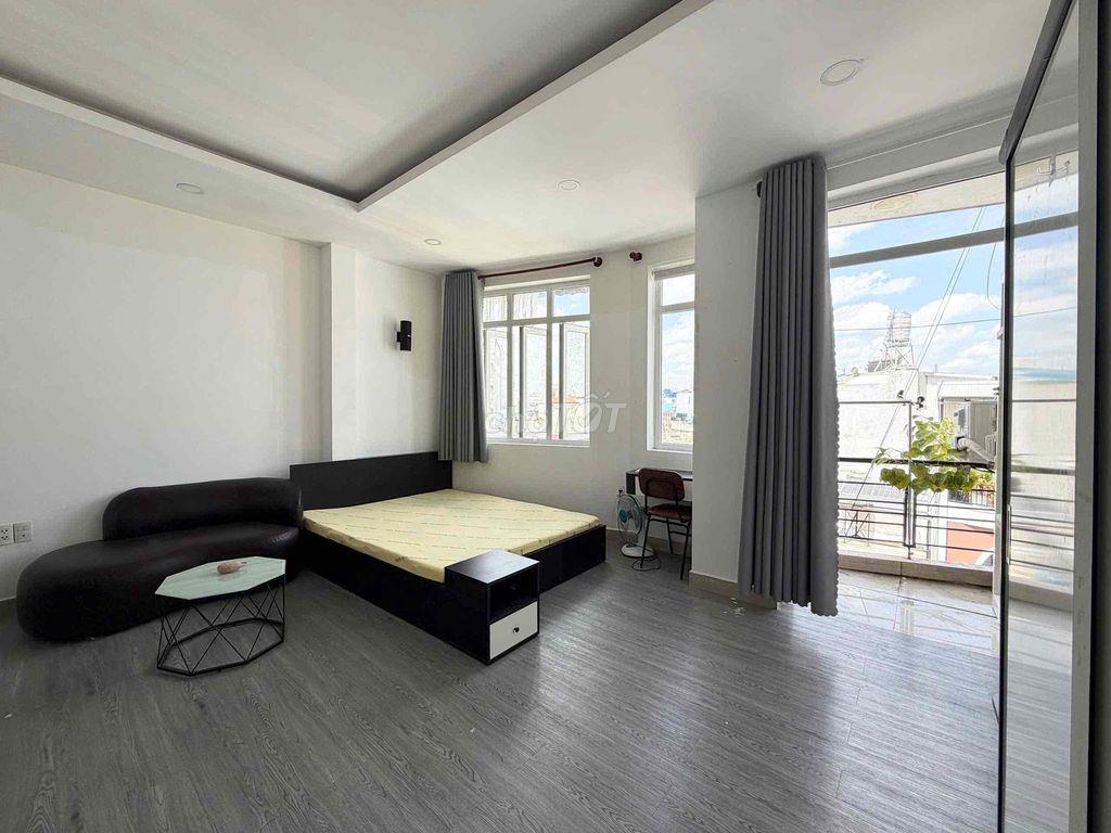 Căn hộ Studio Full nội thất ban công  7tr Phú Nhuận