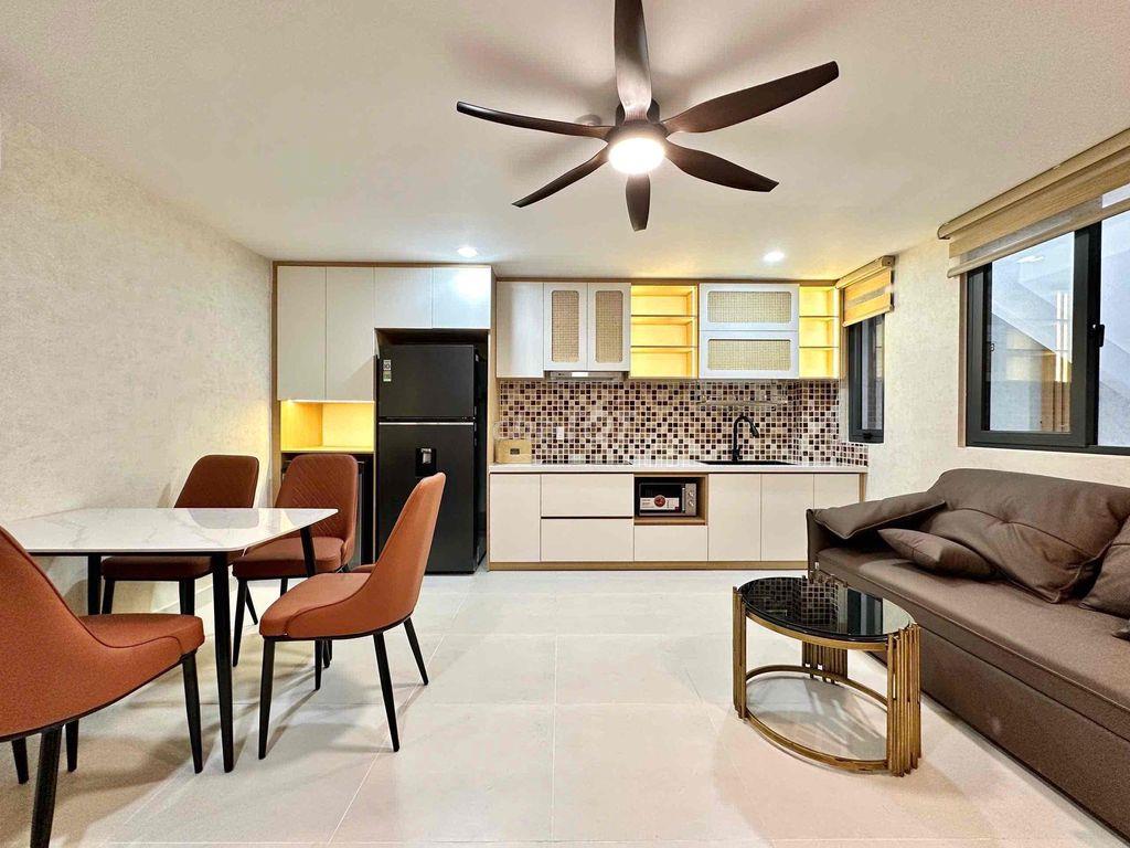 Căn Hộ 1 Phòng Ngủ Full Nội Thất Ban Công 50m2 Quận 3 9tr9