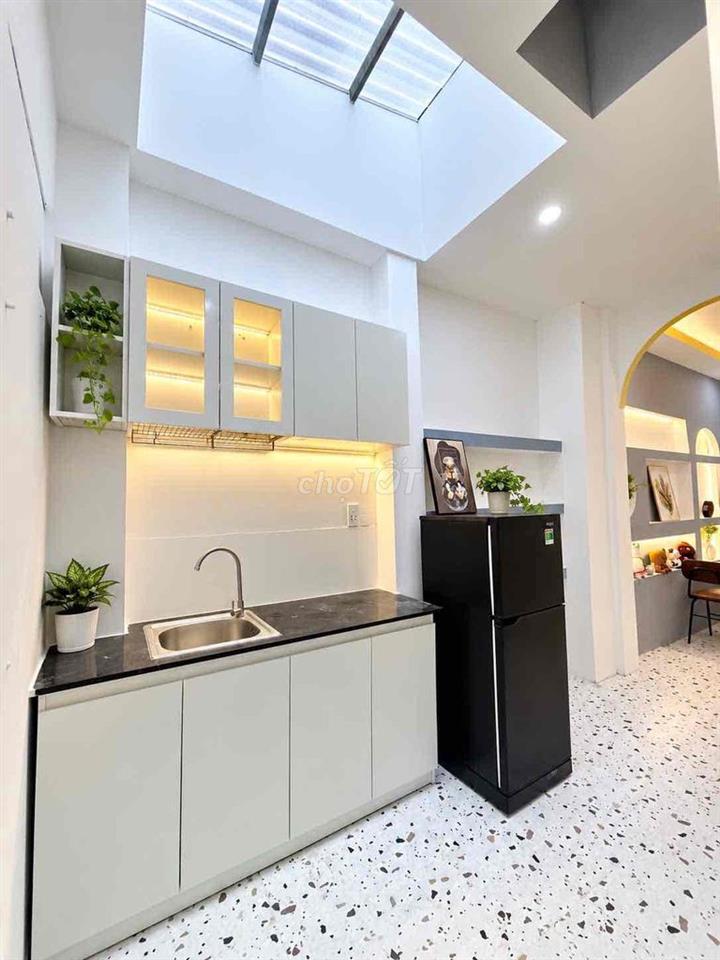 Căn hộ 2PN Tân Bình gần Sân Bay TSN 10tr5