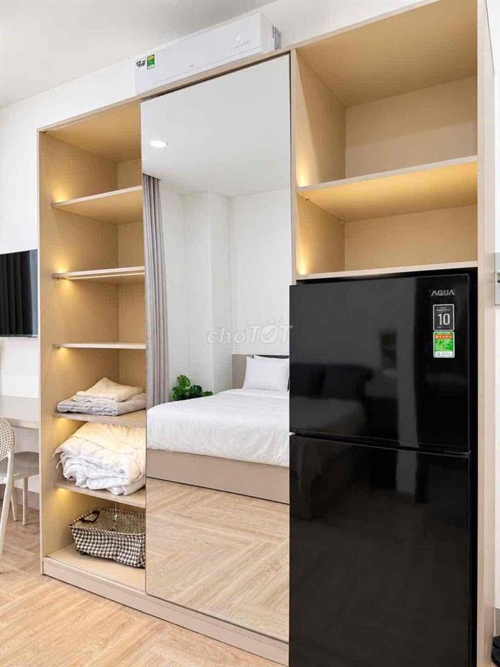 Căn hộ full nội thất gần sân bay TSN 200m giá 8tr2