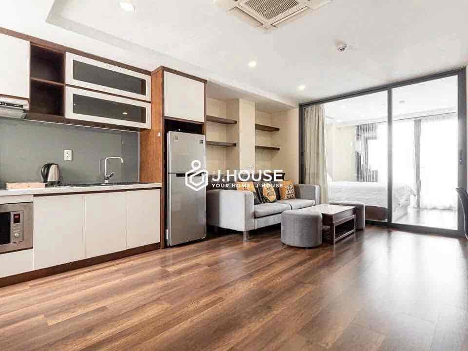 Căn hộ 1 phòng ngủ full nội thất ban công Gym Quận 1