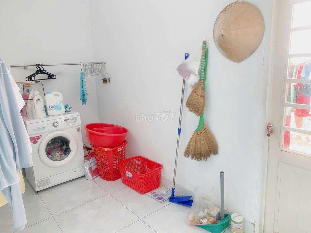 Nhà hẻm 310 Dương Quảng Hàm p5 GV. 4 tầng. 4pn.5 wc