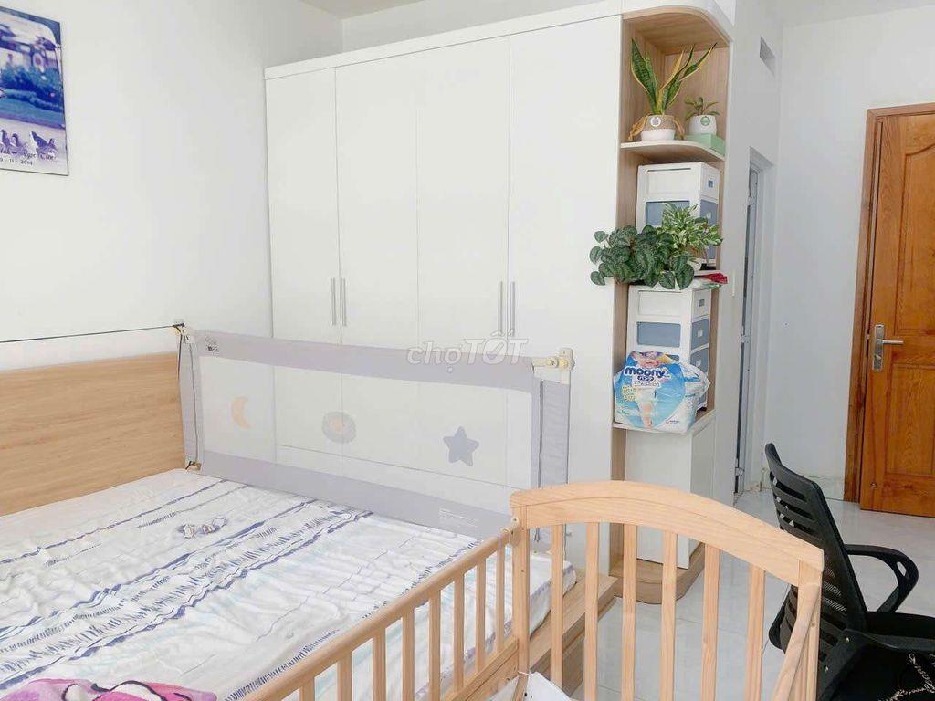 Nhà hẻm 310 Dương Quảng Hàm p5 GV. 4 tầng. 4pn.5 wc