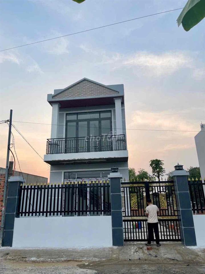 [CHÍNH CHỦ] Bán Nhà Mới Xây+ Đất -3PN-3WC-129,5m2 - Đức Lập - Long An
