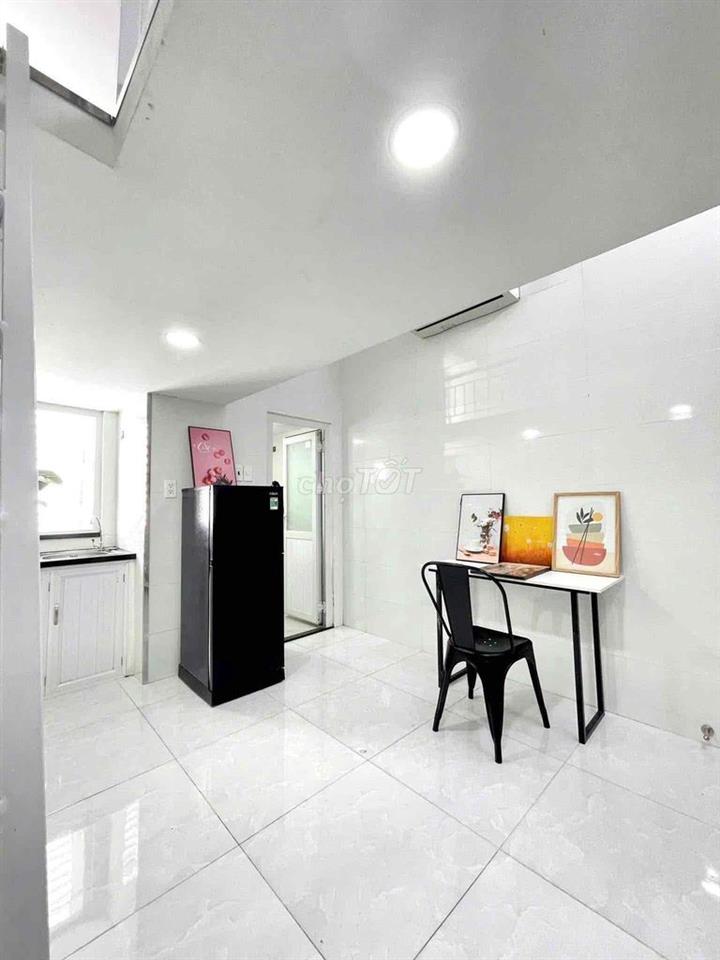 CHO THUÊ PHÒNG TRỌ CÓ GÁC GIÁ RẺ GẦN ĐH UEF