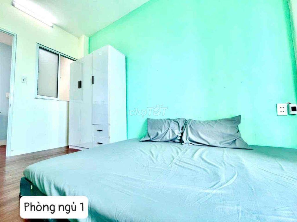 2 Phòng ngủ_ban công_Thang máy_Gần sát ung Văn Khiêm