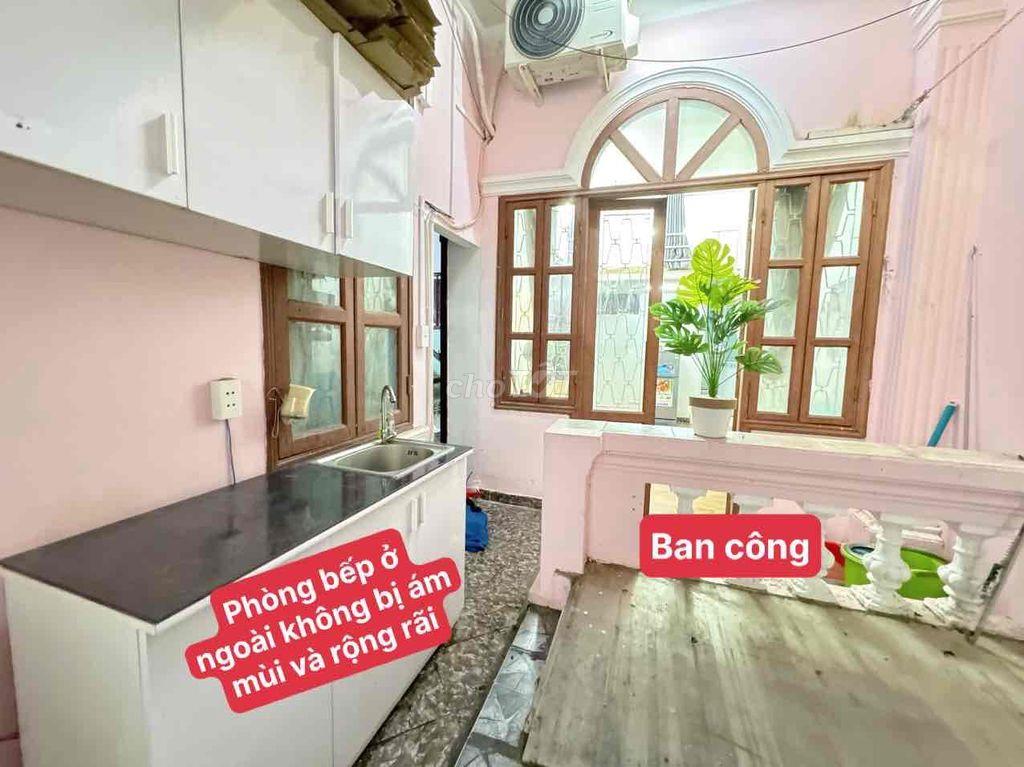 Phòng 50m2_Vạn hạnh mall_duplex_ ban công