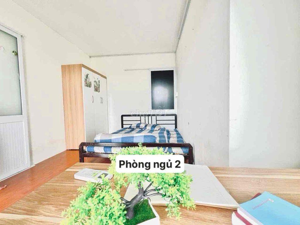 2 phòng ngủ riêng_cho để 10 xe máy_90m2_phong đẹp nhà mặt tiền