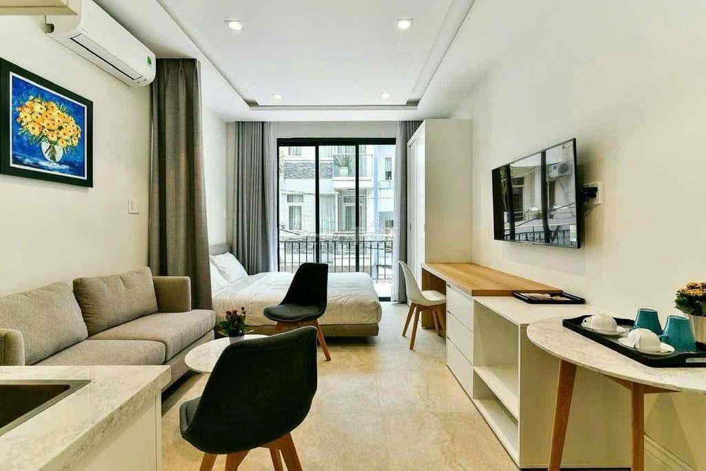 STUDIO BAN CÔNG - RỘNG 40M2