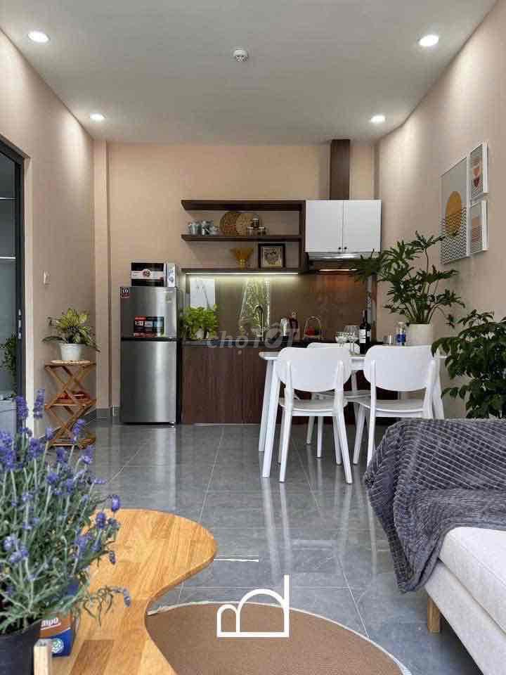 FOR RENT - 1 PHÒNG NGỦ BAN CÔNG RỘNG 50M2p