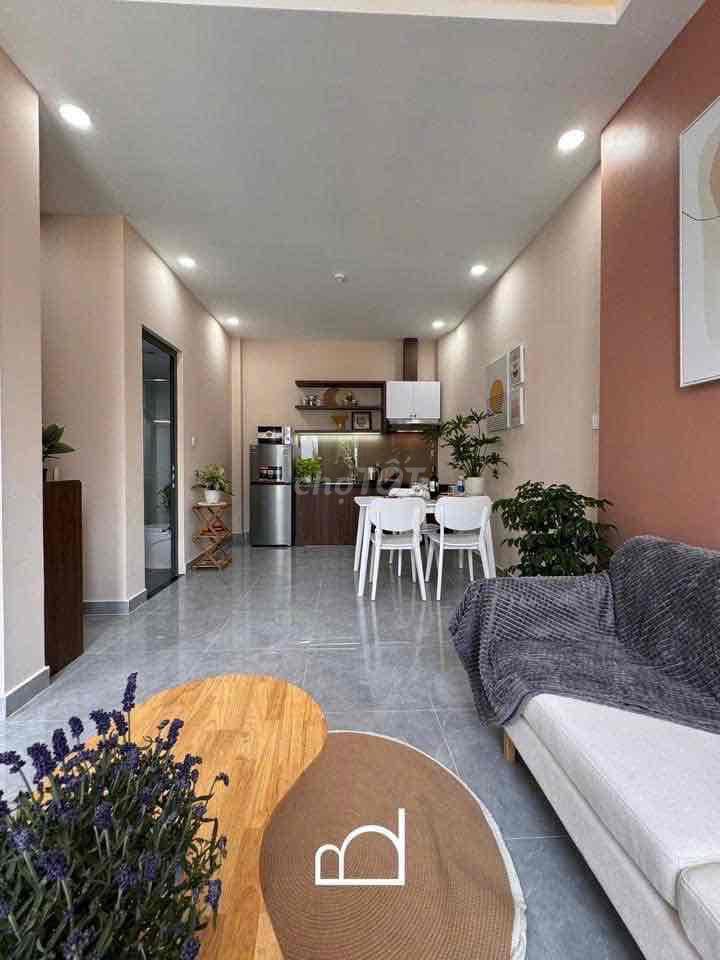 FOR RENT - 1 PHÒNG NGỦ BAN CÔNG RỘNG 50M2p