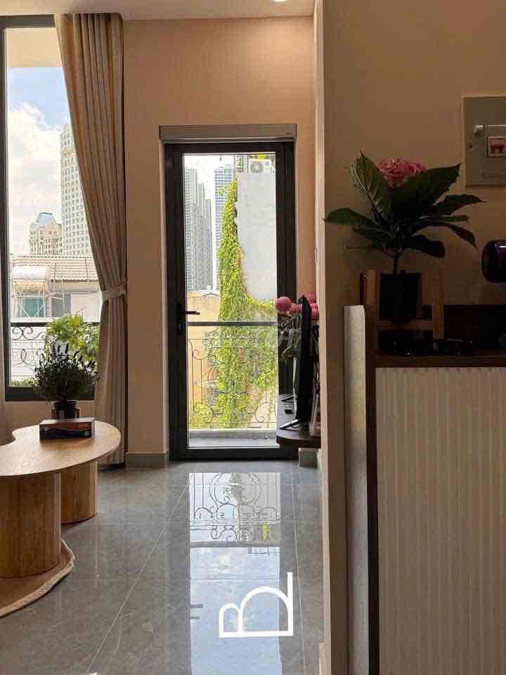 FOR RENT - 1 PHÒNG NGỦ BAN CÔNG RỘNG 50M2p