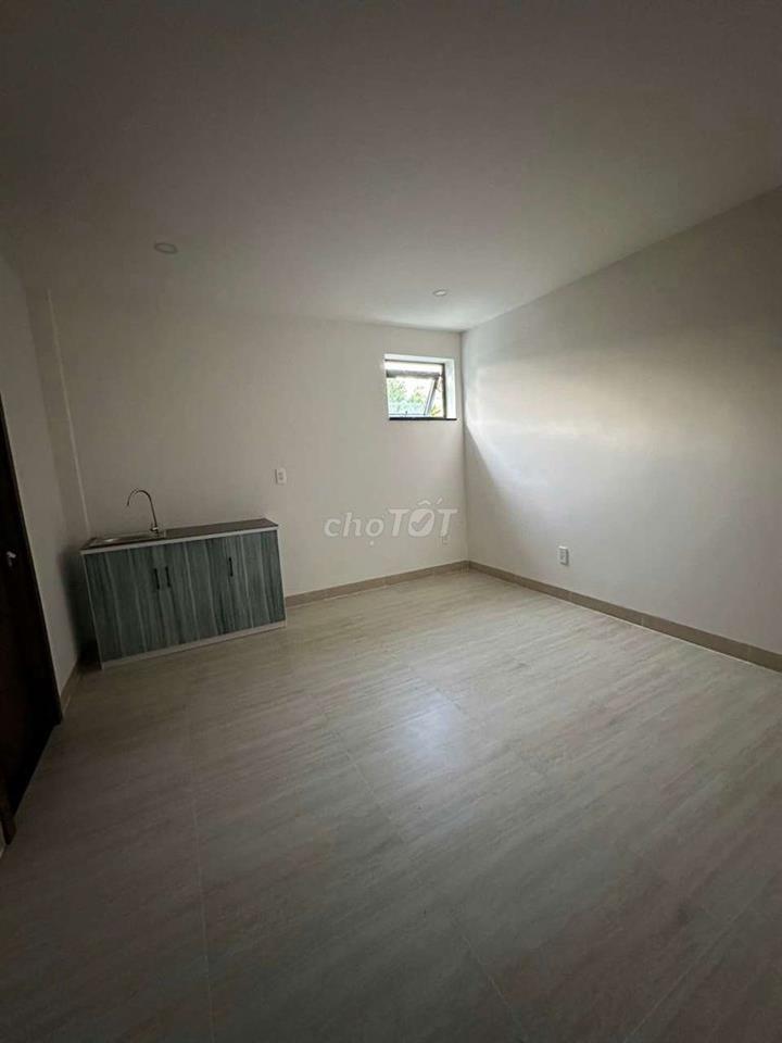Căn hộ cho thuê mới xây 100% thang máy HXH Mai Xuân Thưởng BT. 