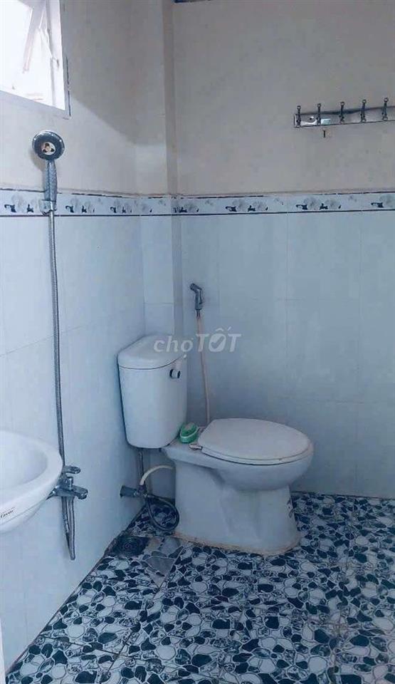 Nguyên căn cho thuê 1t 1l 2pn 2w Phạm Văn Đồng Gò Vấp. 